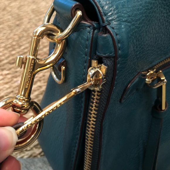 ☀️ Marc Jacobs Teal Bag- perfect color for spring! - Picture 5 of 8